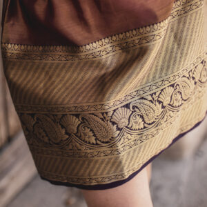 Pièce unique colorée d'une jupe courte artisanale