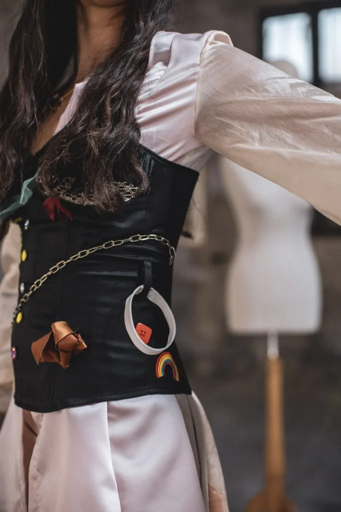Création Silhouette exposition corset