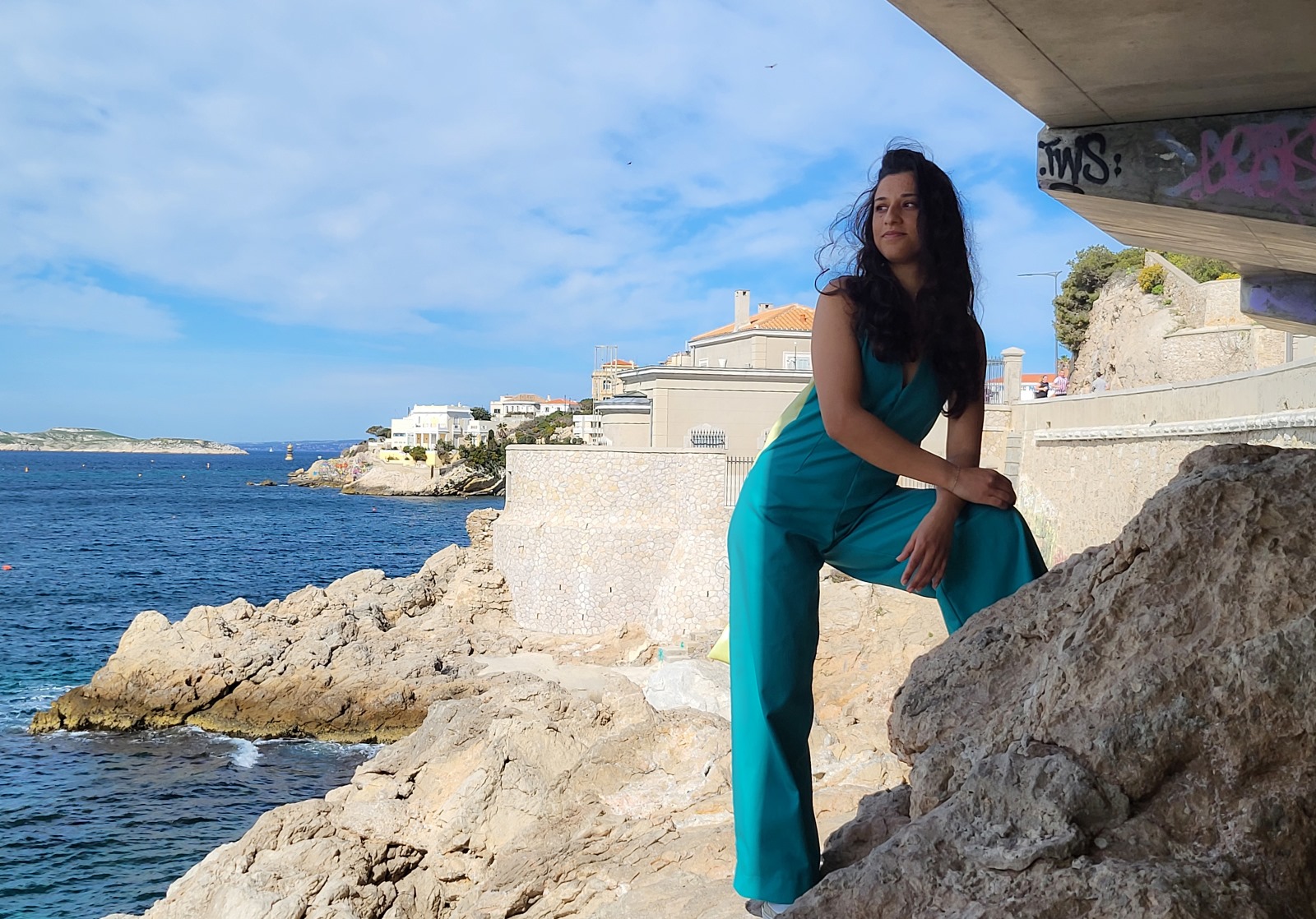 combinaison type salopette pièce mode et élégante