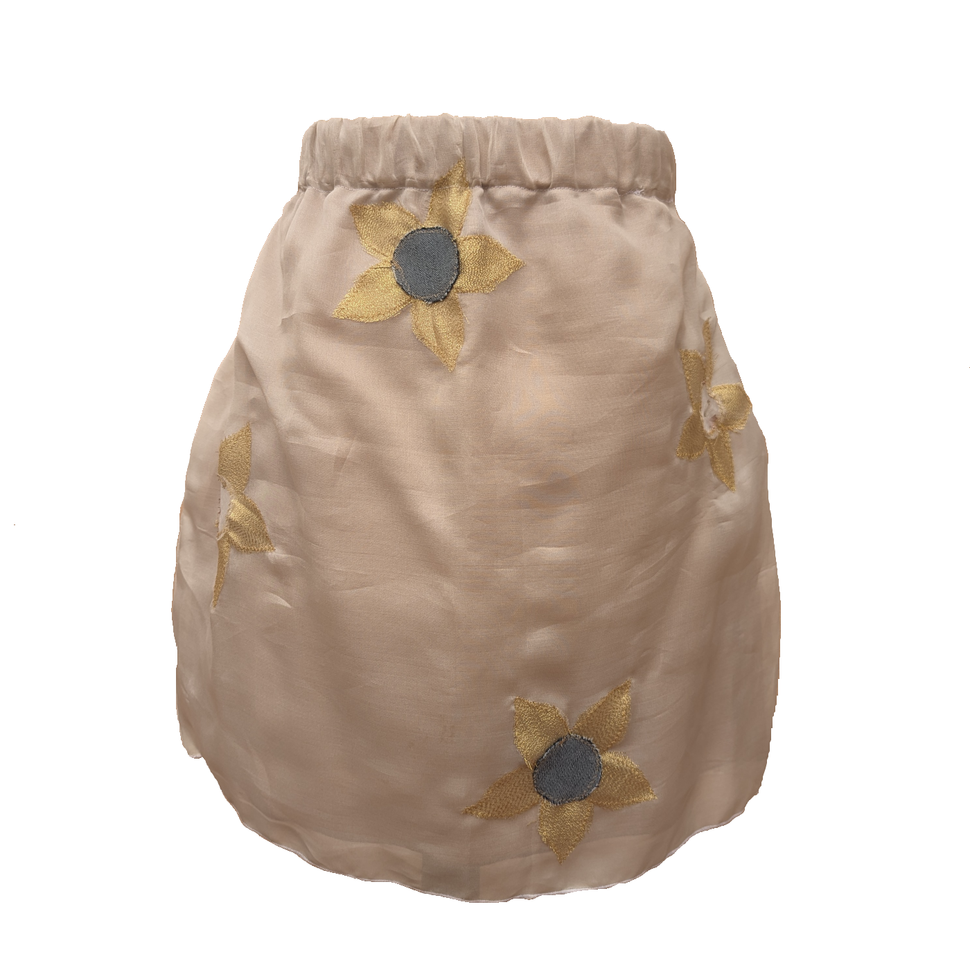 création originale d'une jupe délicate