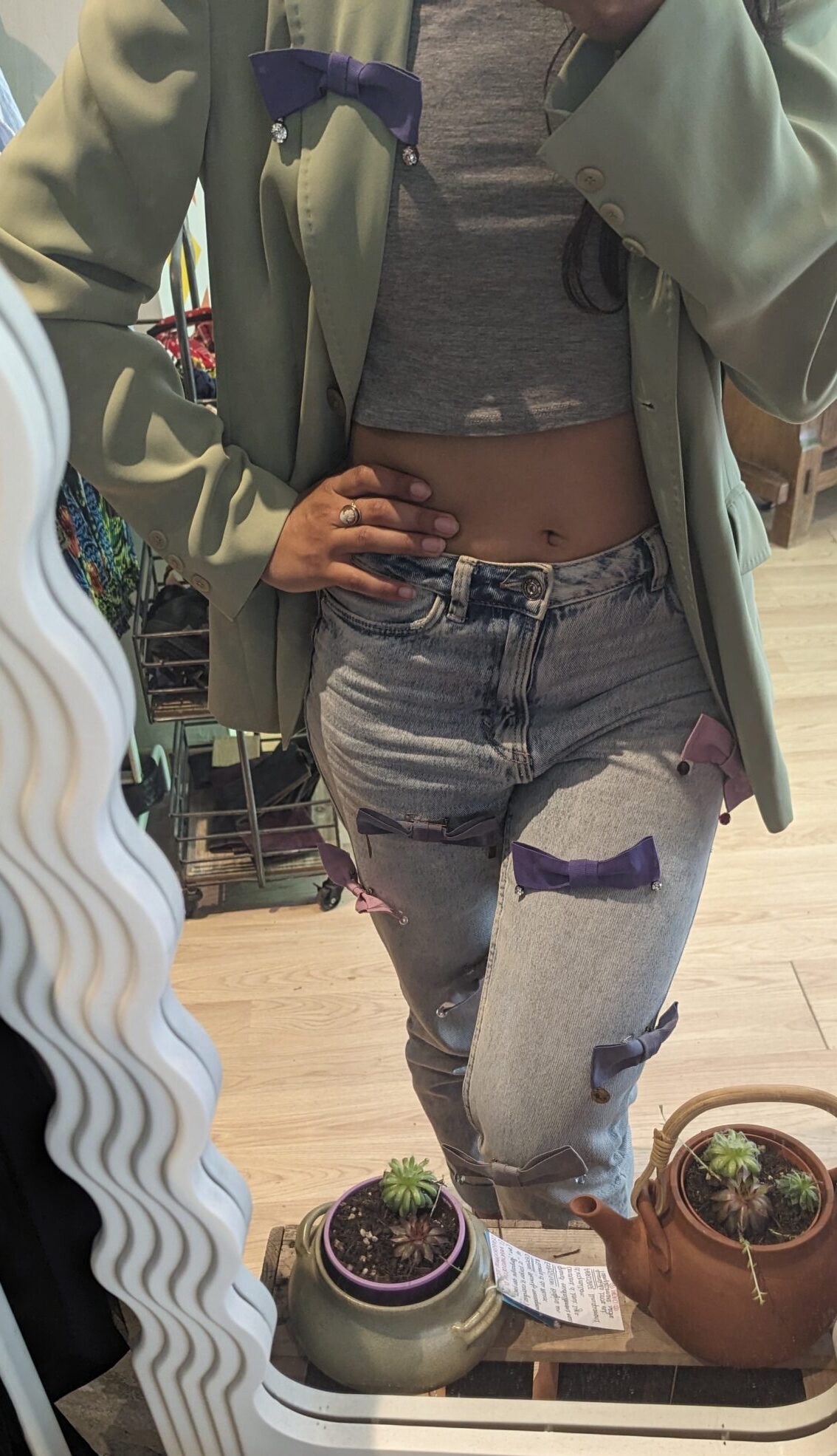 présentation broches de marque indépendante et éthique