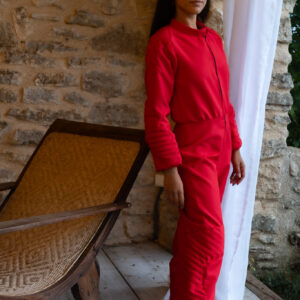 combinaison rouge de marque éthique et indépendante