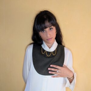 le plastron accessoire élégant et éthique