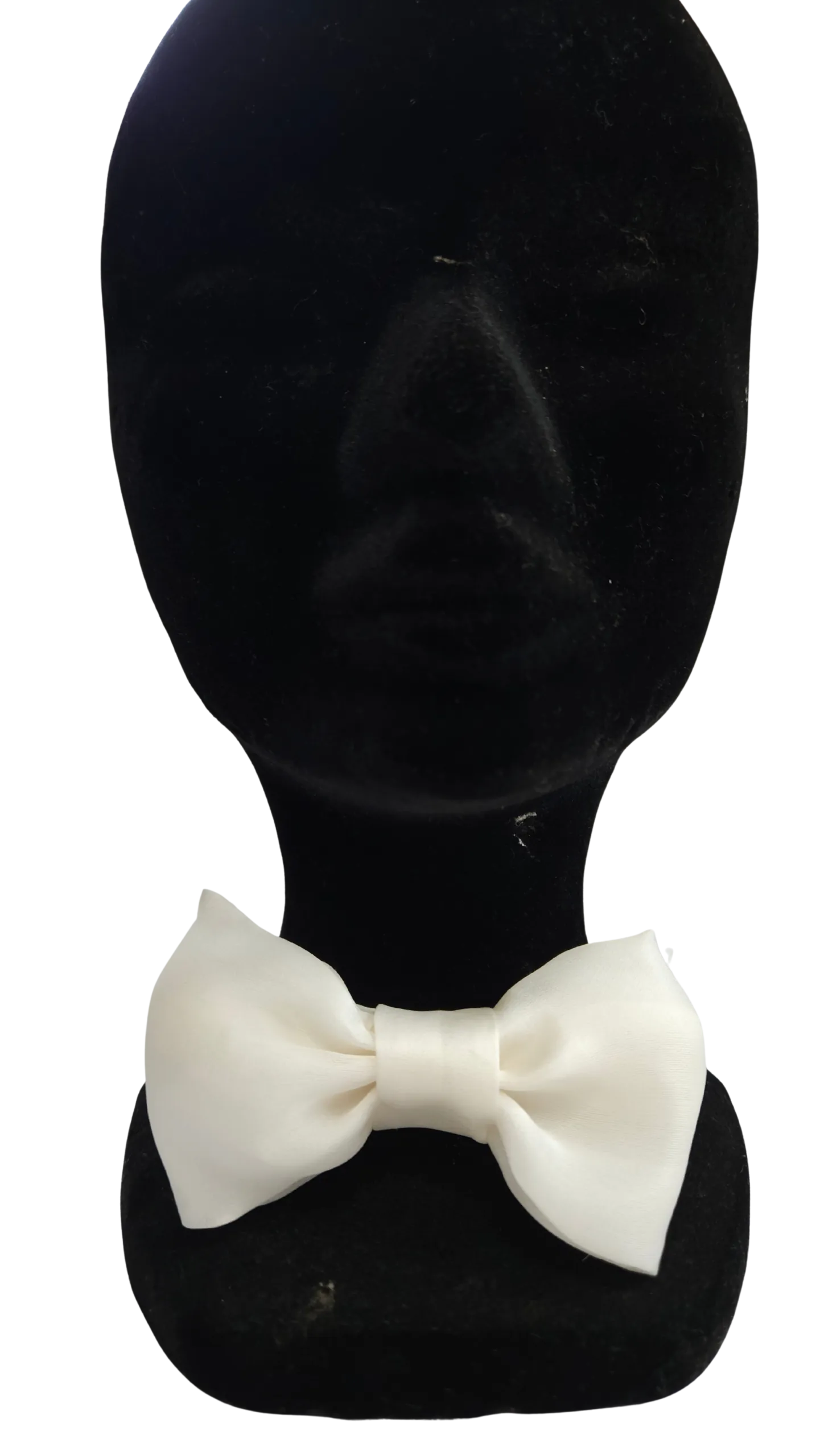 accessoire luxe organza de soie blanc c'est un nœud papillon léger et délicat une création originale et artisanale