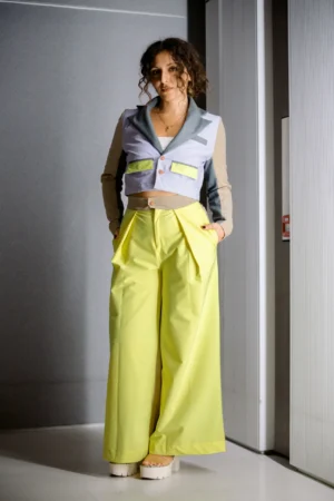 ensemble upcycling création pièce unique veste spencer col tailleur pantalon évasé jaune et beige
